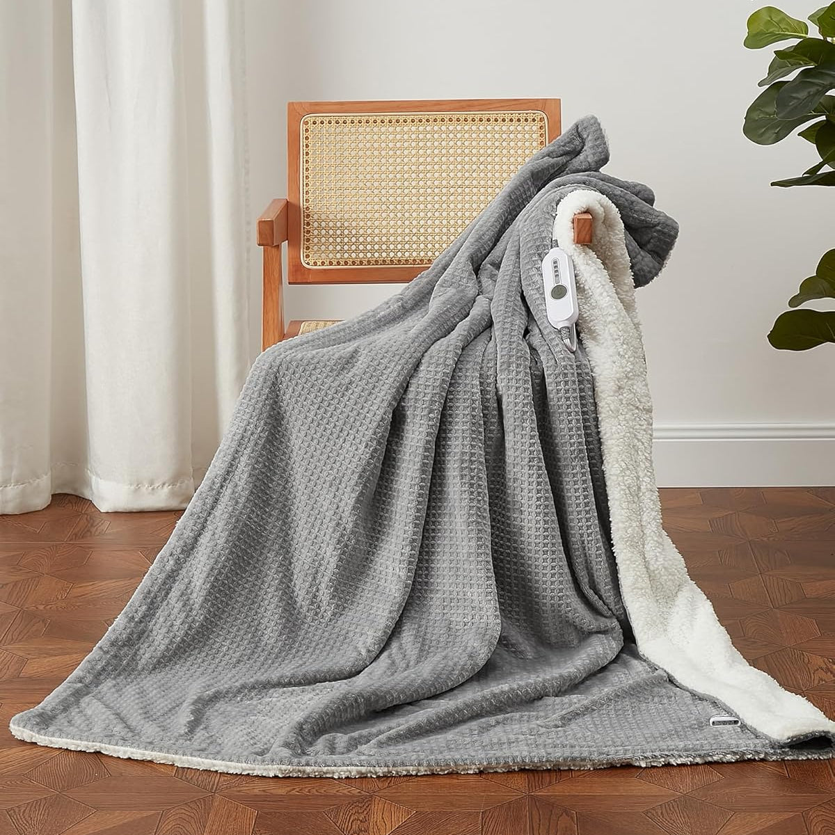 Garvee Heated Blanket Throw, Waffle Electric Throw Blankets with ETL Certified, Soft Flannel Heating Blanket for Couch, 4 Heat Levels, Auto Off, Machine Washable, Grey, 50" x 60"