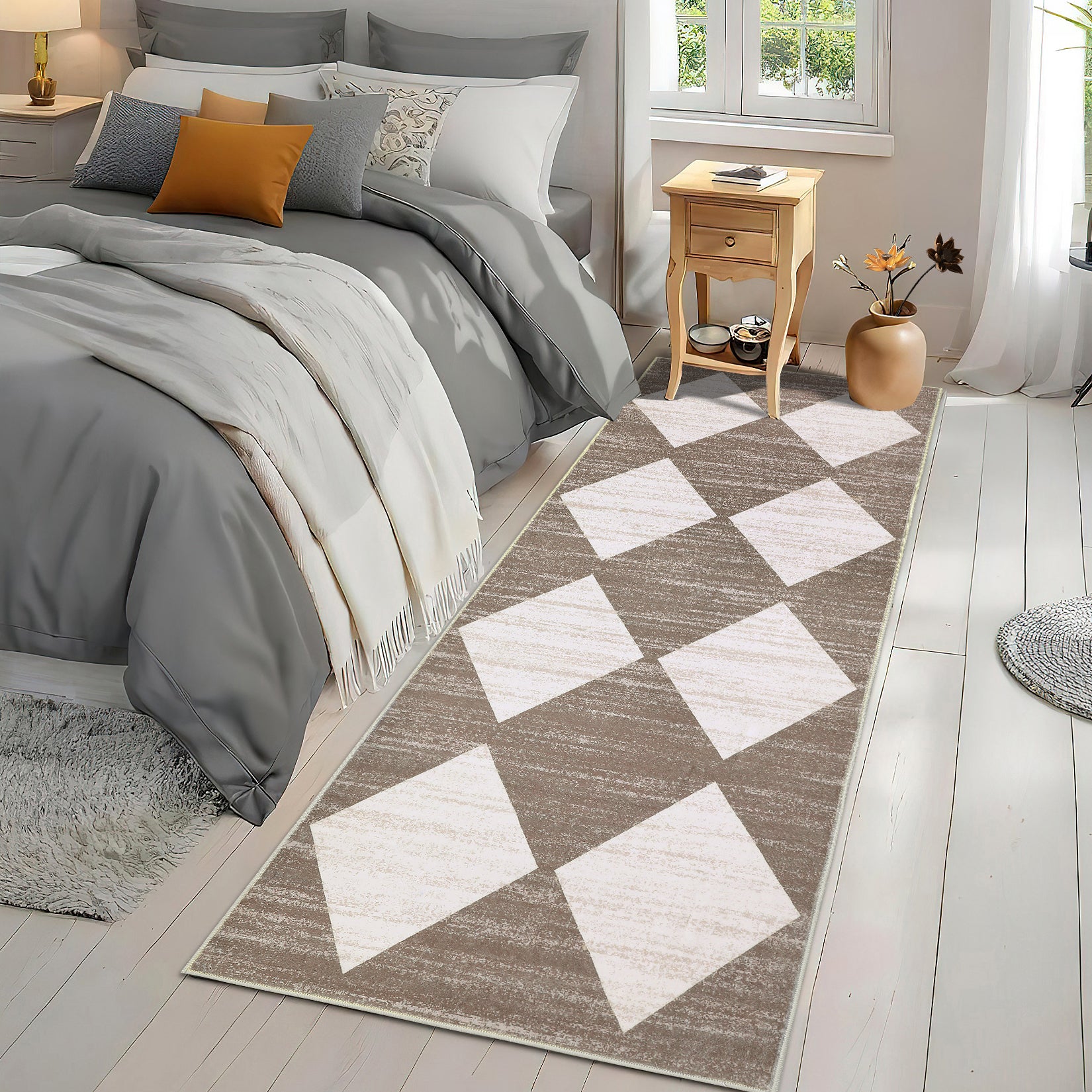 Garvee Plaid Brown 2x6 Washable Runner Rug Modern Geometric Carpet Runner with Non-Slip Backing, Contemporary Accent Carpet, Foldable Low Pile Indoor Mat for Bedroom, Kitchen, Laundry